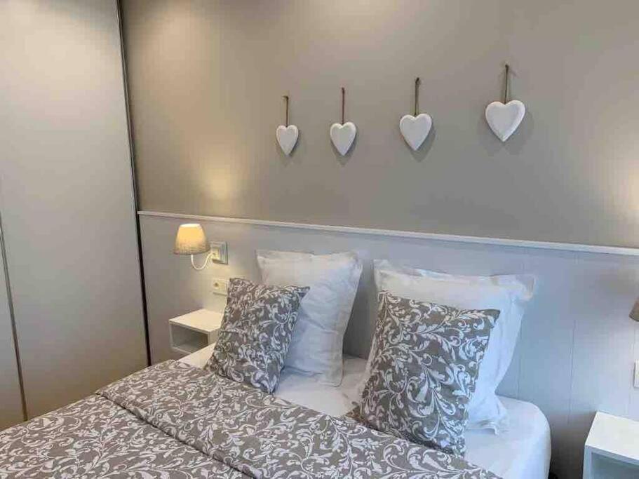 Les Rhododendrons Apartment เวมส์ ภายนอก รูปภาพ